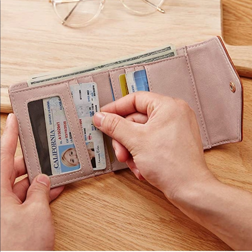 Small Wallet - Picture 5 of 6